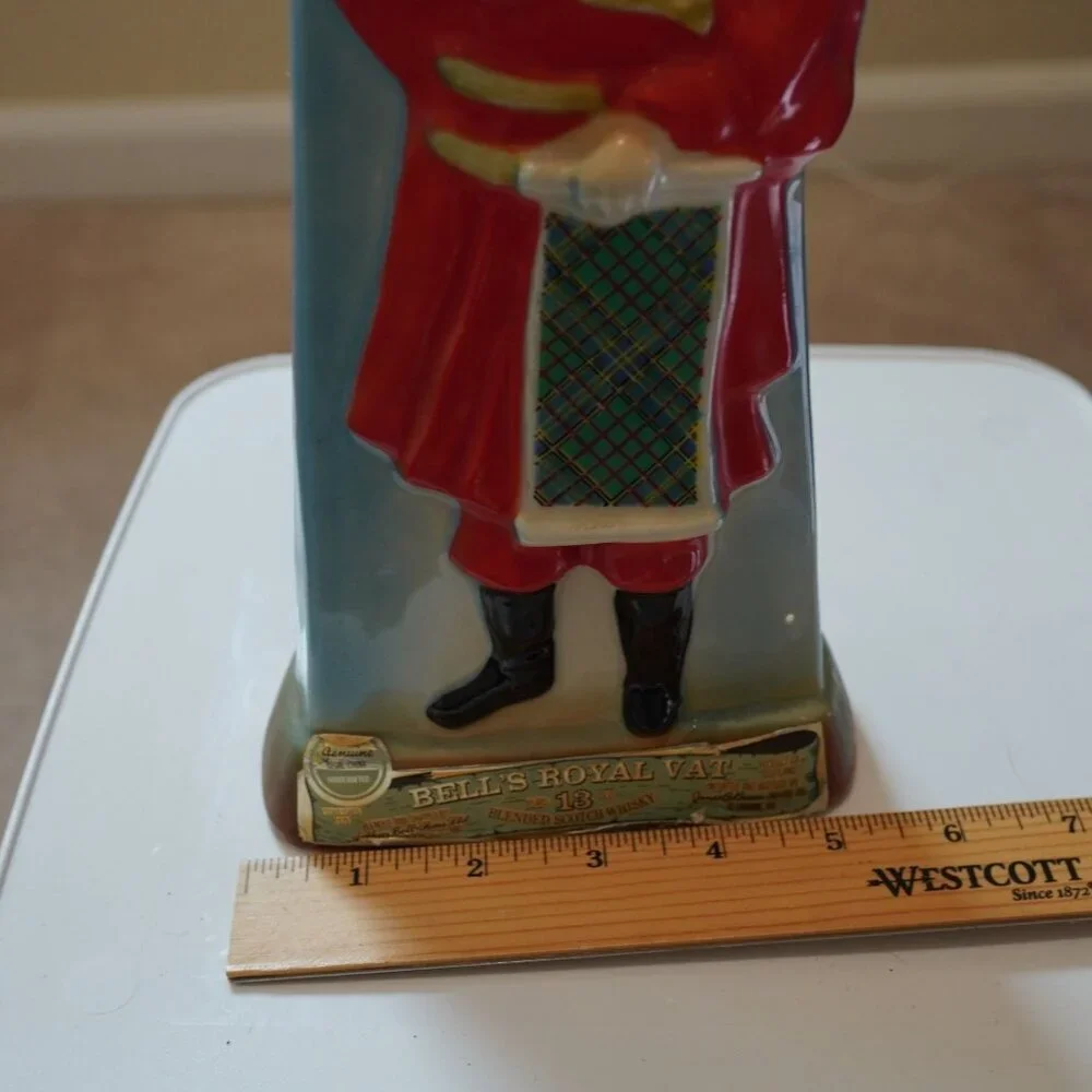 Vintage Jim Beam 1970 Beefeater Bells Scotch Royal Vat Whiskey‎ Decanter Empty